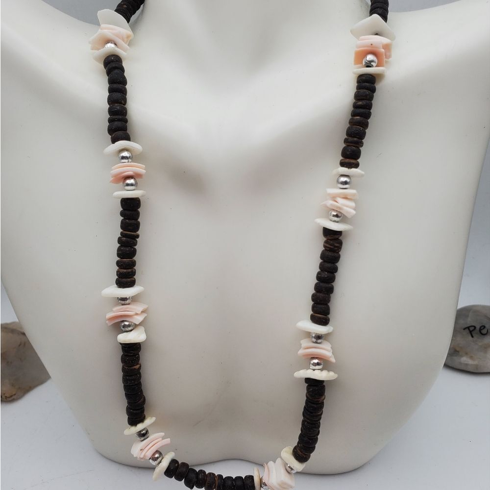 Shell spacer bohemian Beach‎ necklace